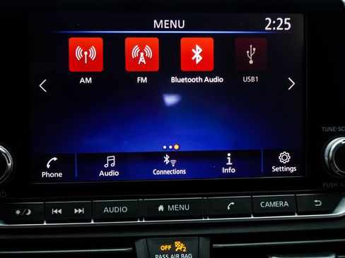 Used 2024 Nissan Altima 2.5 SR FWD image 25
