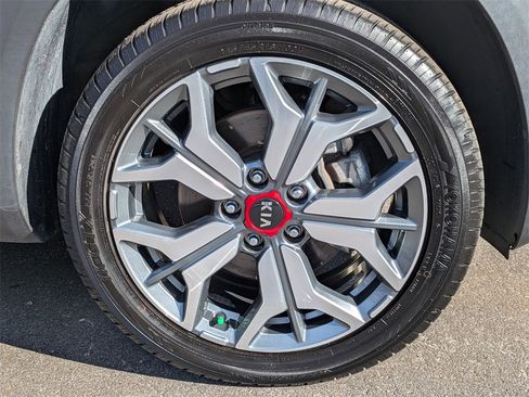 Used 2021 Kia Seltos S image 10