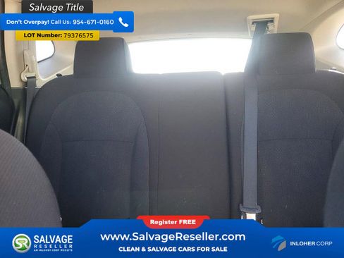 Used 2015 Nissan Rogue S w/ Convenience Package image 5