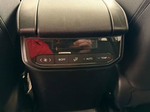 Certified 2026 Toyota Highlander XLE AWD/4WD image 22