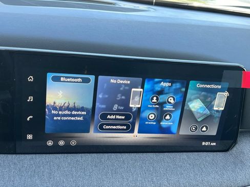 New 2026 Nissan Kicks SV FWD image 9