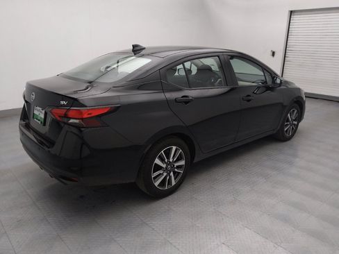 Used 2021 Nissan Versa SV FWD image 10