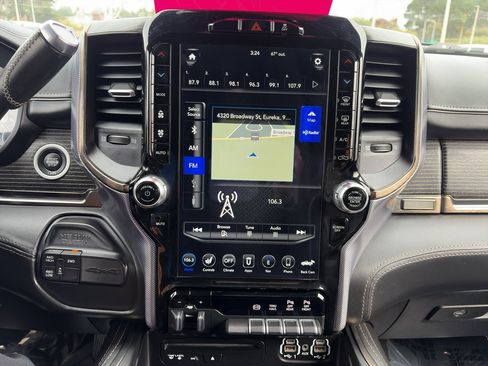Used 2019 RAM 3500 Limited AWD/4WD image 11