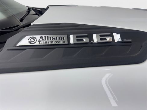 Used 2024 Chevrolet Silverado 2500 LT image 27