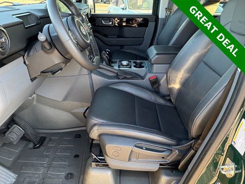 Used 2024 INEOS Grenadier Fieldmaster Edition image 38