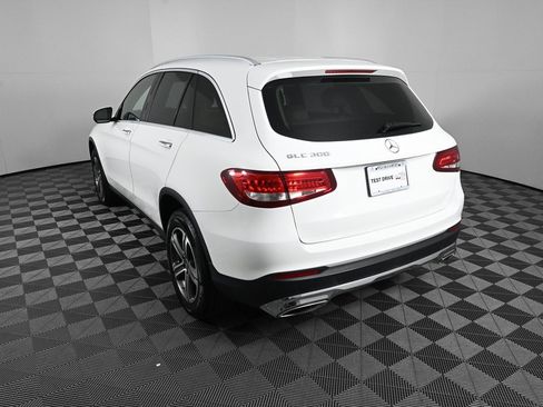 Used 2018 Mercedes-Benz GLC 300 image 4