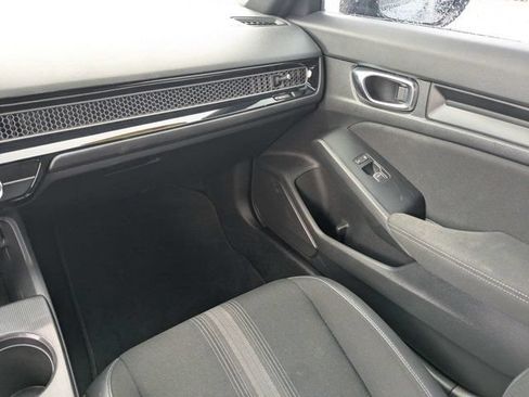 Used 2022 Honda Civic Sport image 15