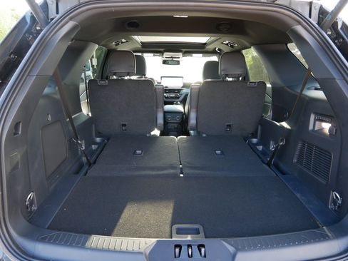 Used 2026 Ford Explorer ST w/ Sun And Sound Package AWD/4WD image 18