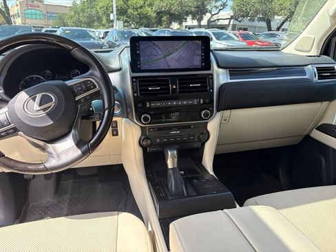 Used 2022 Lexus GX 460 Premium w/ Premium Plus Package AWD/4WD image 18