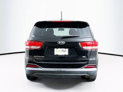Used 2016 Kia Sorento L image 7