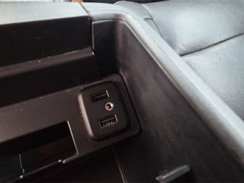 Used 2019 Chevrolet Tahoe Premier image 27