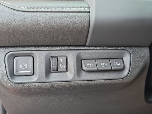 Used 2020 GMC Acadia Denali w/ Technology Package image 29