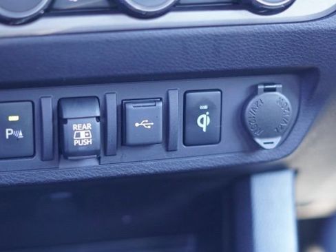 Used 2021 Toyota Tacoma TRD Sport image 34