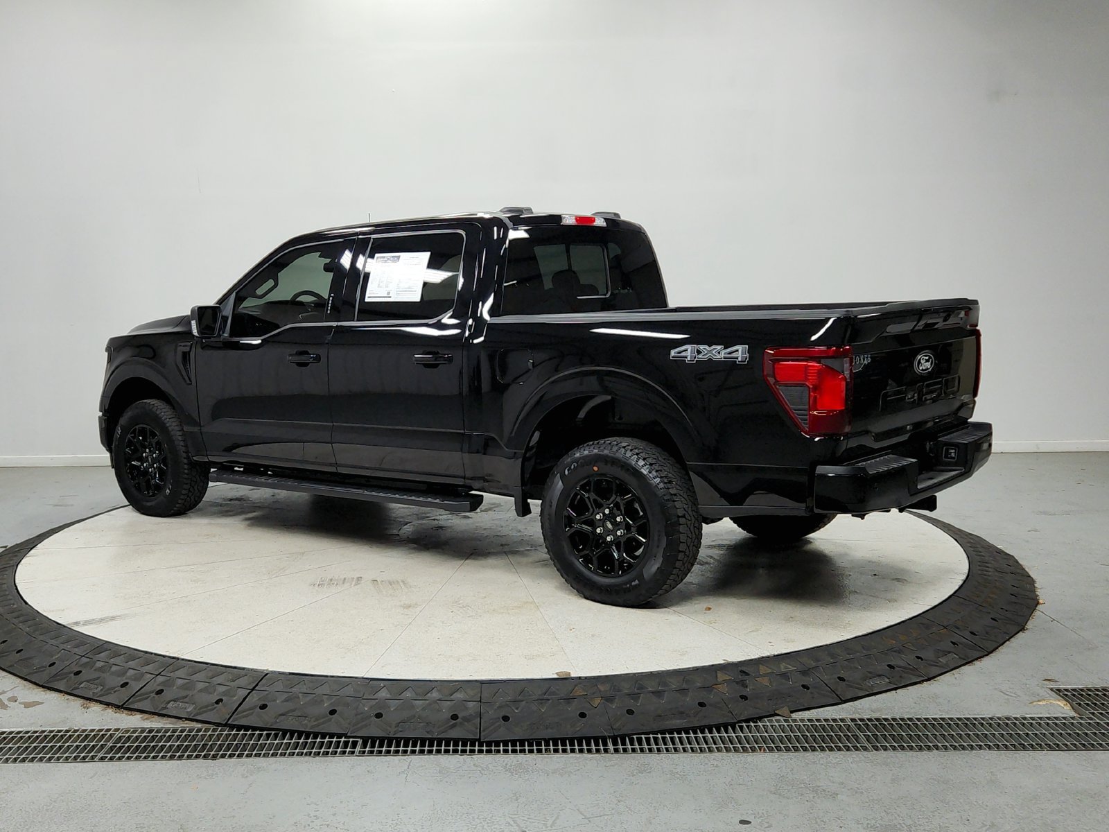 Used 2024 Ford F150 XLT w/ Equipment Group 302A MID AWD/4WD image 6