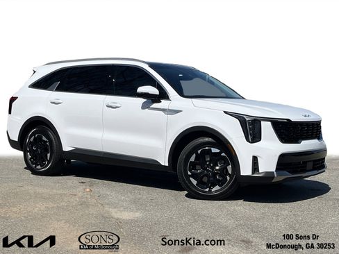 Certified 2025 Kia Sorento S w/ Panoramic Sunroof Package image 1