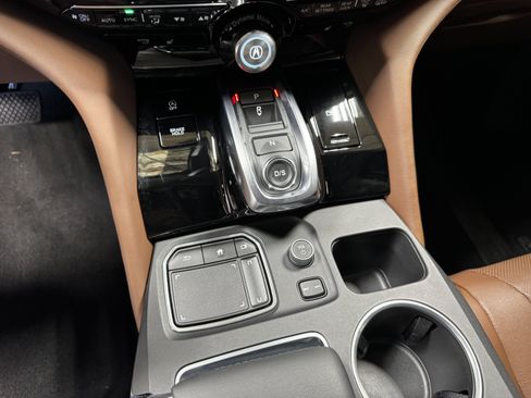 Certified 2024 Acura MDX FWD w/ Technology Package image 30