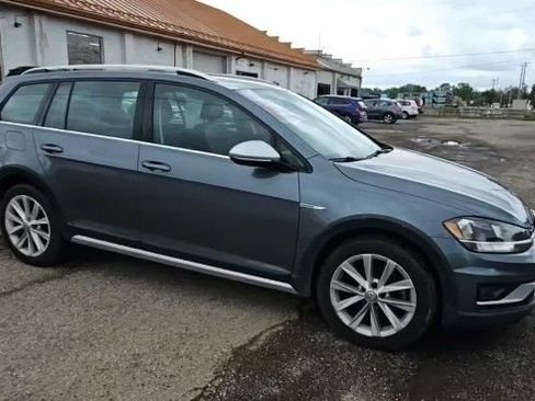 Used 2019 Volkswagen Golf Alltrack SE AWD/4WD image 1