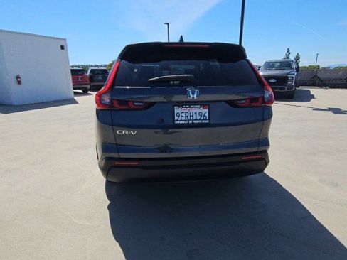Used 2023 Honda CR-V EX image 7