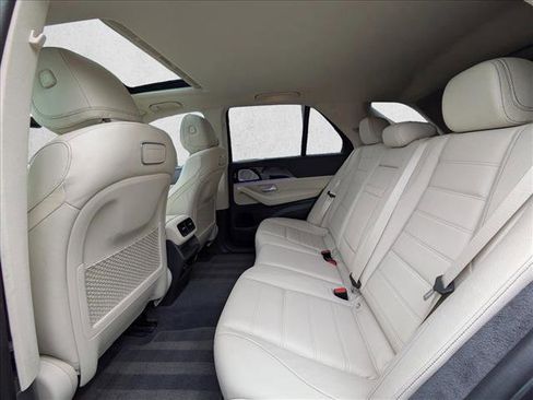 Used 2020 Mercedes-Benz GLE 350 4MATIC image 22