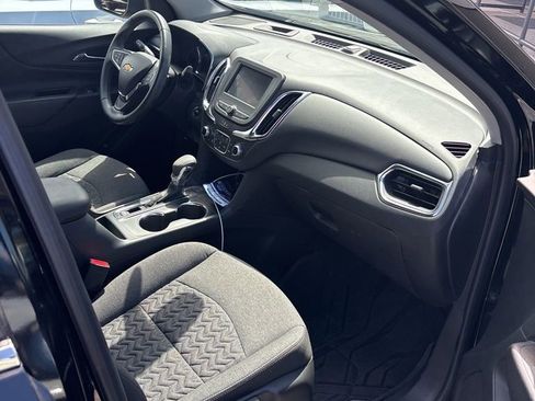 Used 2023 Chevrolet Equinox LT image 8