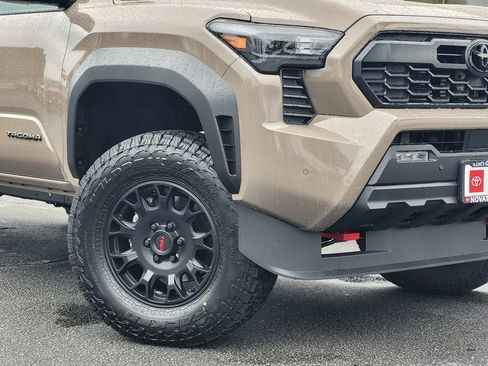 New 2026 Toyota Tacoma TRD Off-Road AWD/4WD image 3