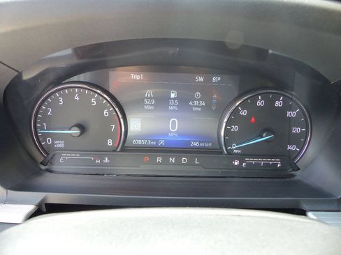 Used 2021 Ford Explorer XLT w/ Equipment Group 202A AWD/4WD image 28