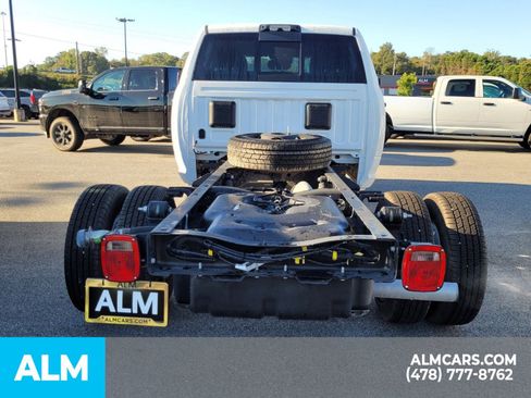 Used 2025 RAM 3500 Tradesman image 5