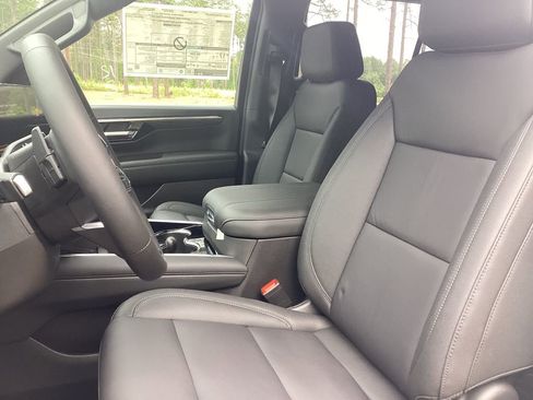New 2026 Chevrolet Tahoe LT RWD image 14