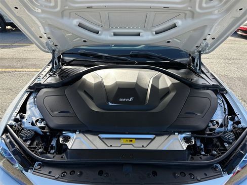 Used 2024 BMW i4 eDrive40 w/ Premium Package image 28