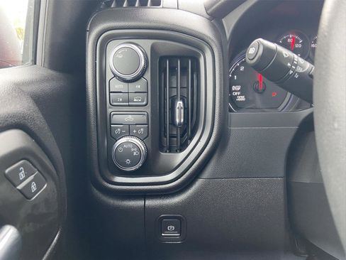Used 2024 GMC Sierra 1500 Pro w/ Graphite Edition AWD/4WD image 18