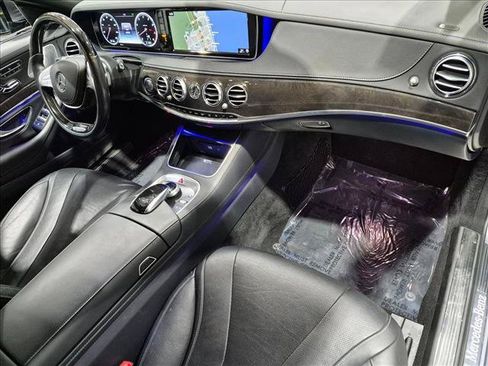 Used 2017 Mercedes-Benz S 550 4MATIC Sedan image 23