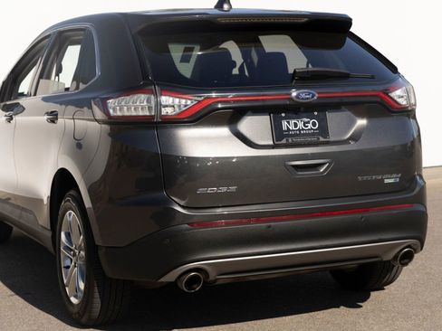 Used 2017 Ford Edge Titanium w/ Equipment Group 301A AWD/4WD image 8