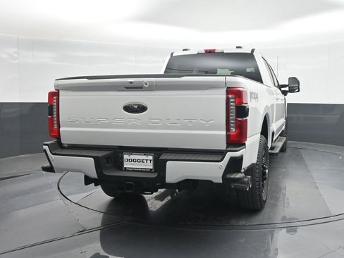 New 2026 Ford F250 Lariat w/ Black Appearance Package image 26