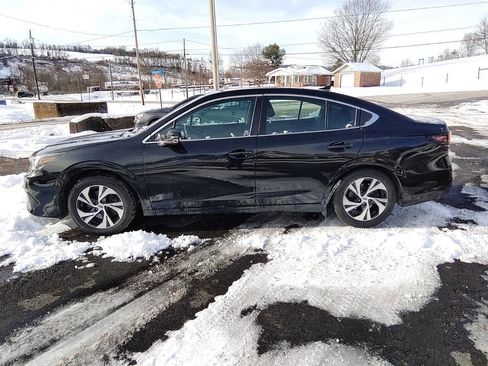 Used 2021 Subaru Legacy Premium image 2