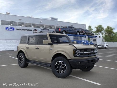 New 2026 Ford Bronco Outer Banks image 7