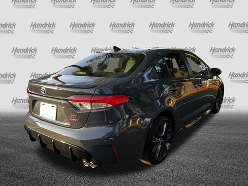 Used 2025 Toyota Corolla SE image 9