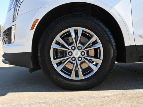 Used 2023 Cadillac XT5 Premium Luxury image 28