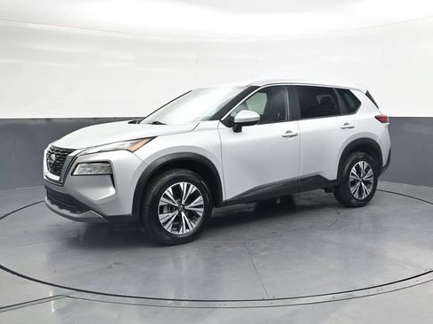 Used 2023 Nissan Rogue SV AWD/4WD image 9