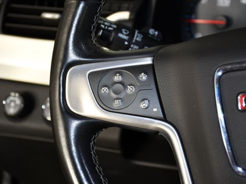 Used 2020 GMC Yukon SLT AWD/4WD image 14