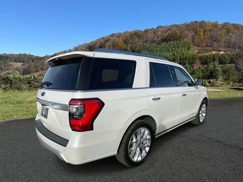 Used 2018 Ford Expedition Platinum image 7