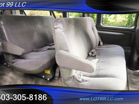 Used 2002 Chevrolet Express 3500 Extended Passenger w/ LS Preferred Equipment Group RWD image 4
