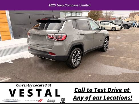 Used 2023 Jeep Compass Limited AWD/4WD image 5
