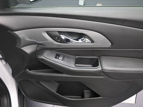 Used 2022 Chevrolet Traverse LT w/ LPO, Floor Liner Package AWD/4WD image 14