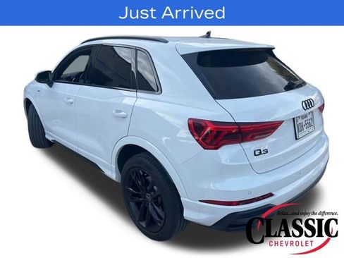 Used 2024 Audi Q3 2.0T Premium Plus image 4