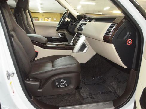 Used 2016 Land Rover Range Rover Supercharged AWD/4WD image 23
