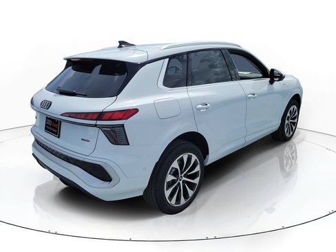 New 2026 Audi Q3 quattro 2.0T AWD/4WD image 4
