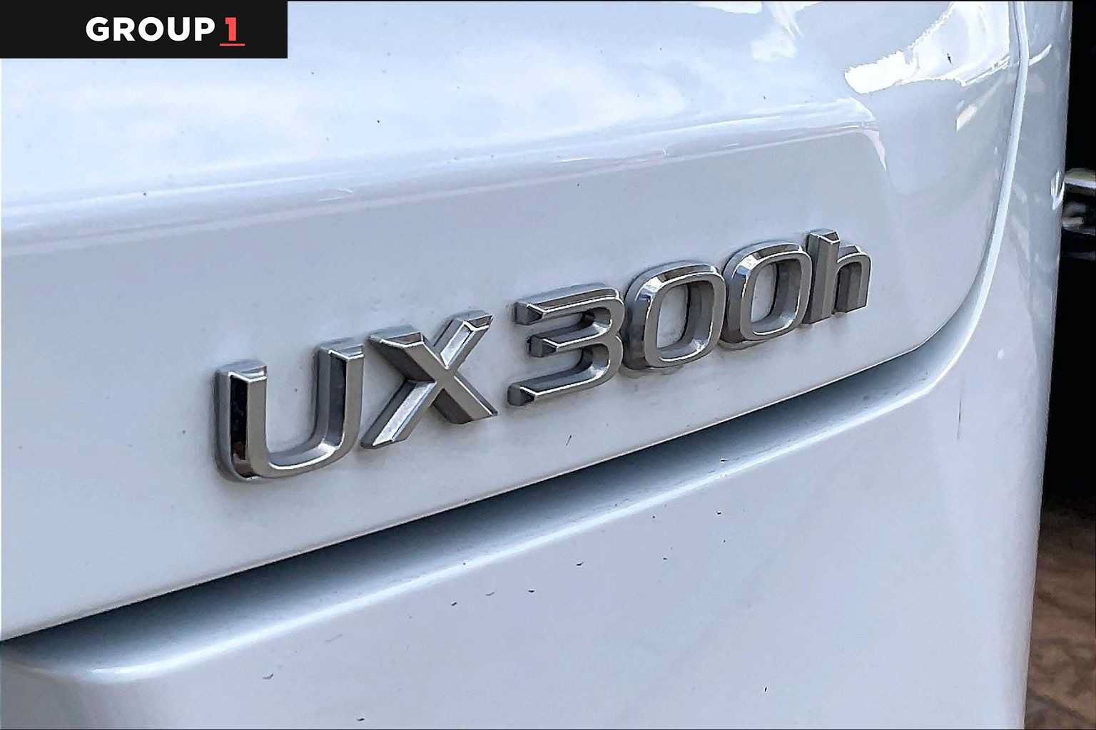 Certified 2026 Lexus UX 300h FWD image 27