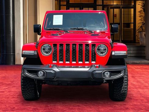 Used 2022 Jeep Gladiator Rubicon w/ LED Lighting Group AWD/4WD image 3