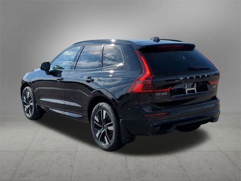 New 2026 Volvo XC60 B5 Plus w/ Protection Package Premier image 4