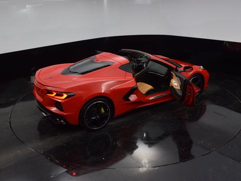 Used 2022 Chevrolet Corvette Stingray Preferred Cpe w/ 2LT image 39